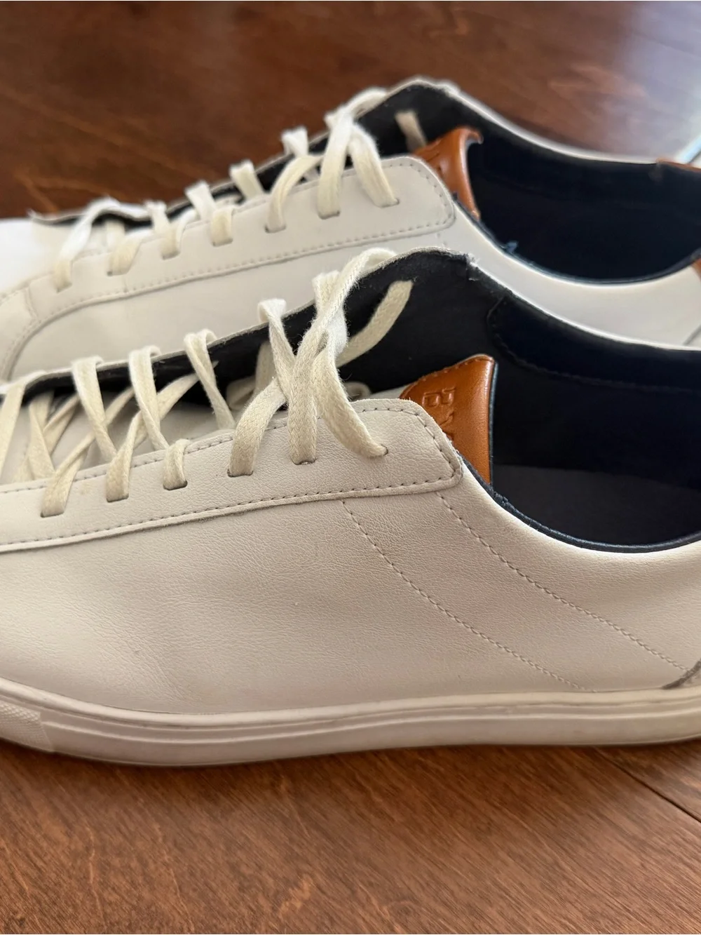 Men's BYLT Basic Everyday White Leather Sneakers - Size 10.5 - Picture 2 of 7